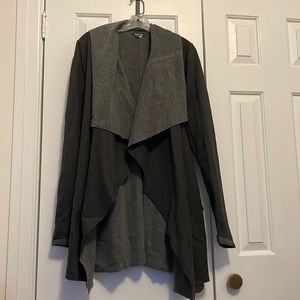 Atwell Drapey Fleece Wrap